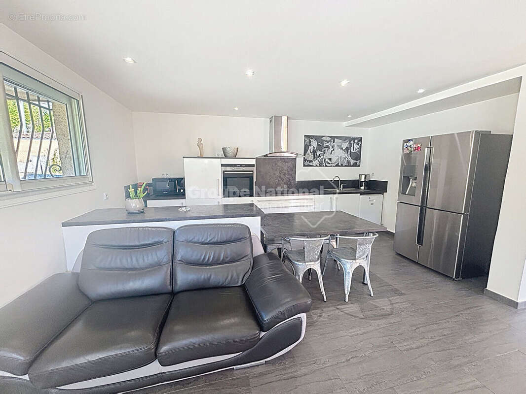 Appartement à PEGOMAS