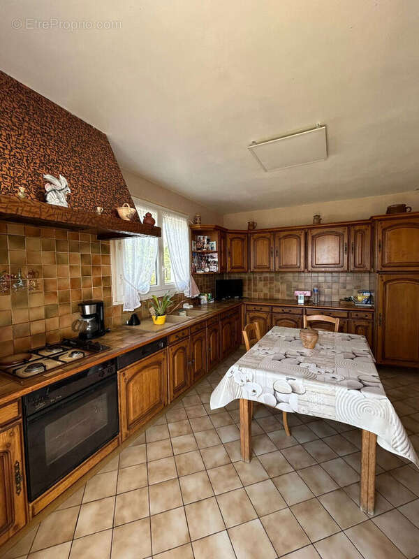 Maison à THURE