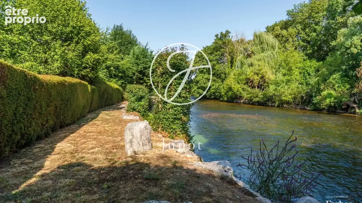Anet - EURE-ET-LOIR - Château néoclassique au bord de l'Eure - photo 10