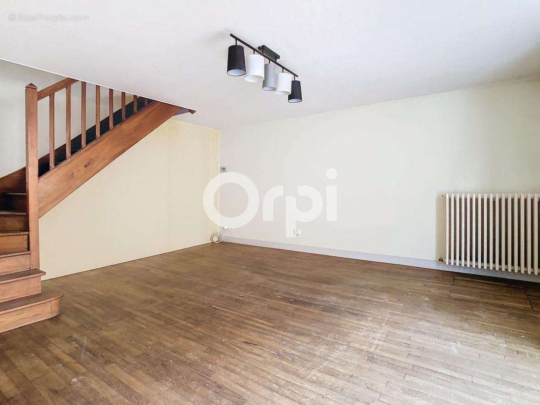 Maison à LA BACHELLERIE