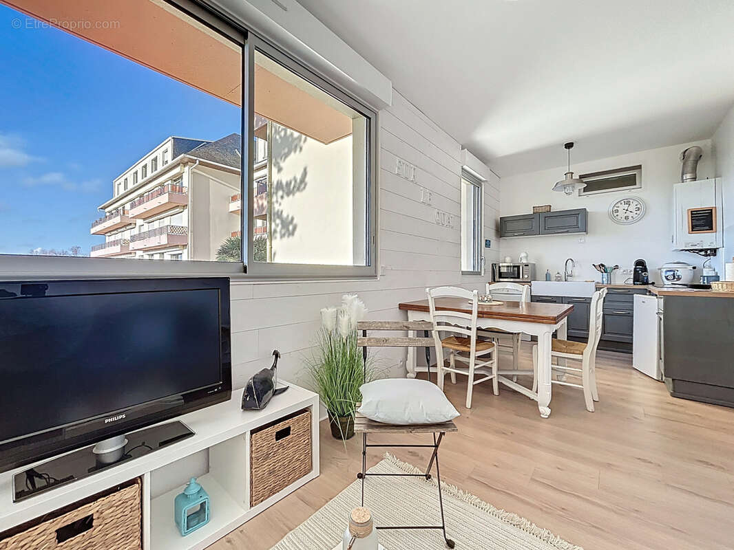 Appartement à GRANDCAMP-MAISY