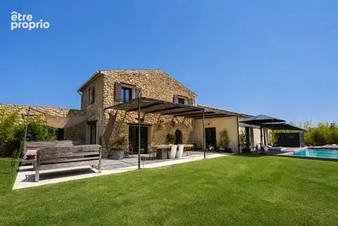 Maison à VAUGINES