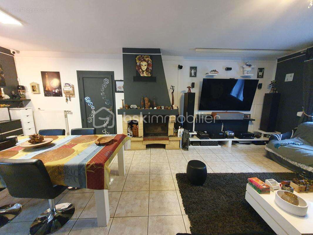 Maison à ESSIGNY-LE-GRAND