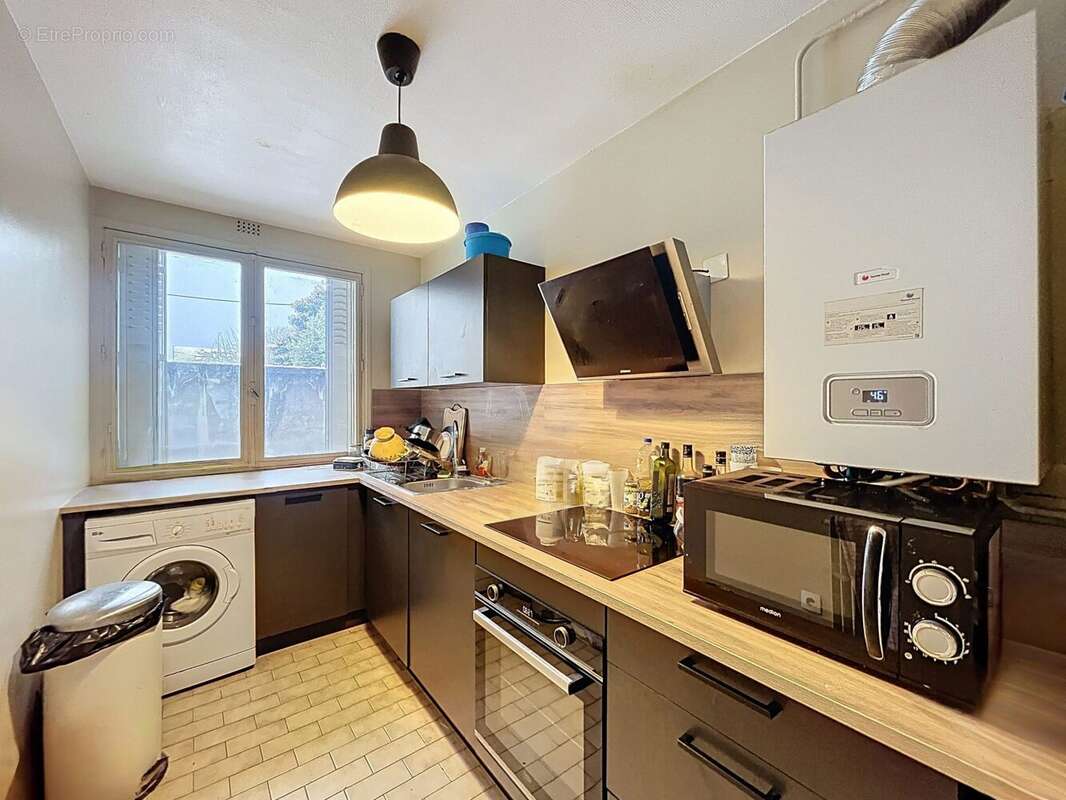 Appartement à SAINT-MARTIN-D'HERES