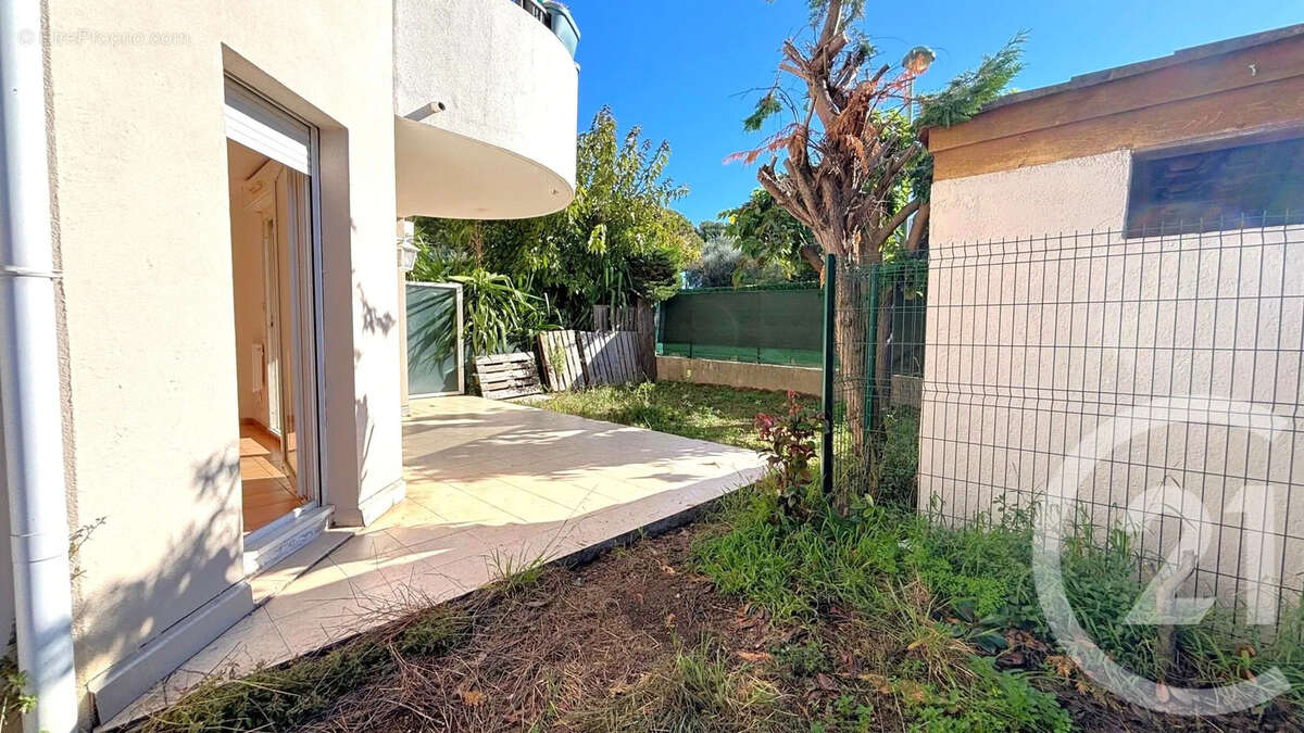 Appartement à LE CANNET