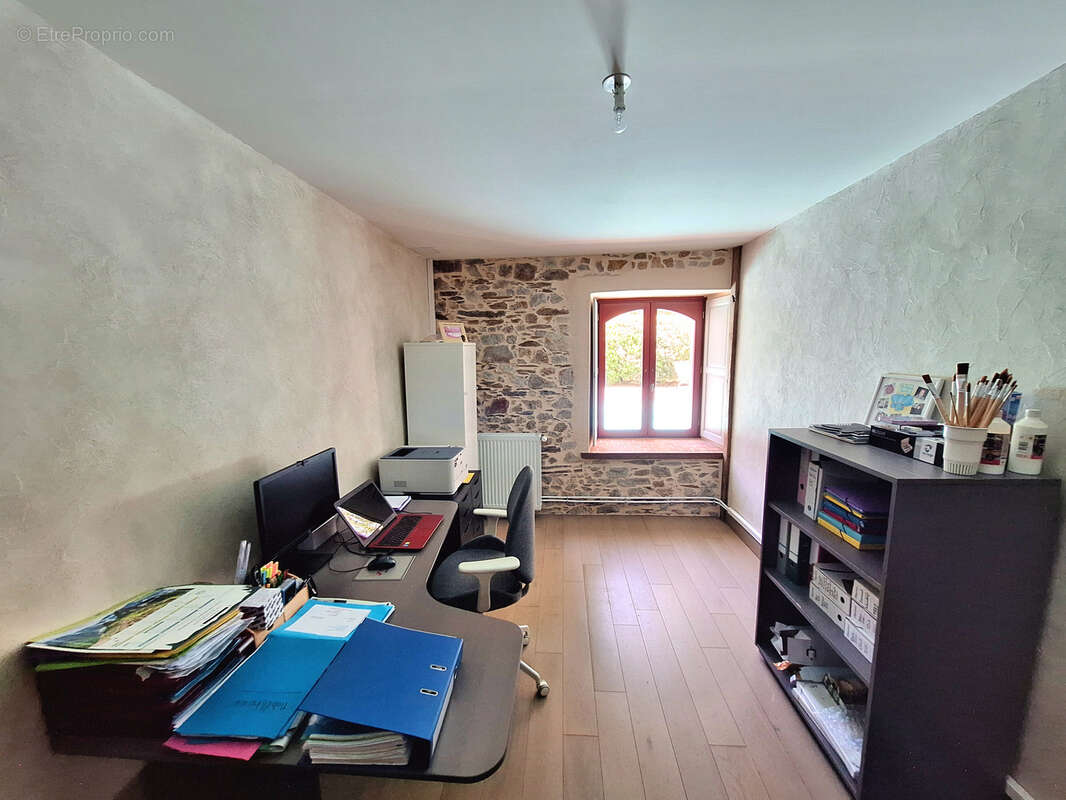 Longère de caractère avec 5 chambres - photo 14