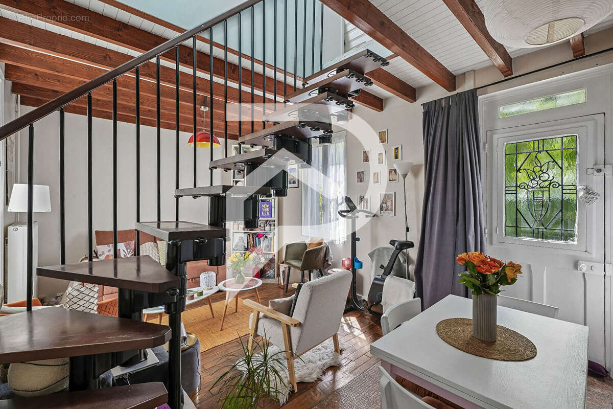 Maison à COLOMBES