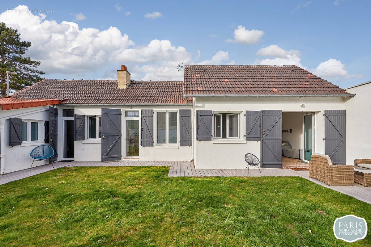 Maison à BENERVILLE-SUR-MER