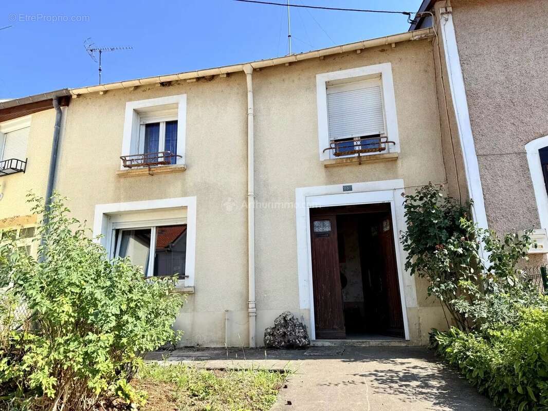 Maison avec jardin - photo 2