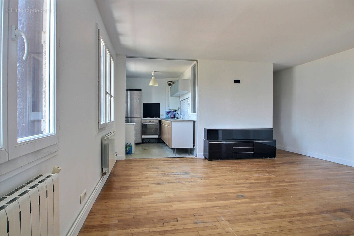 Appartement 3 pièces 57 m² · à Nanterre · 56,9 m² · 259 900 €