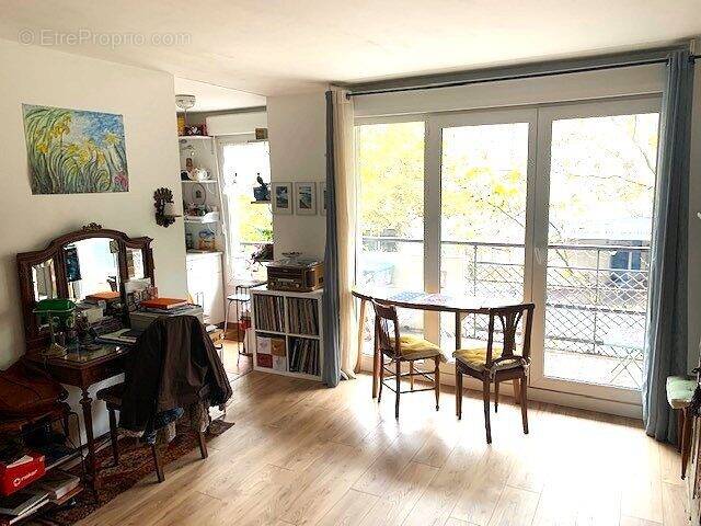 Appartement à AUBERVILLIERS