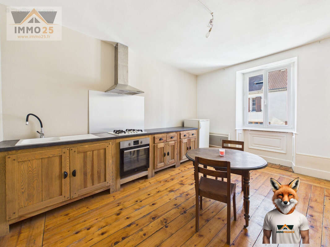 Appartement à MOUTHE