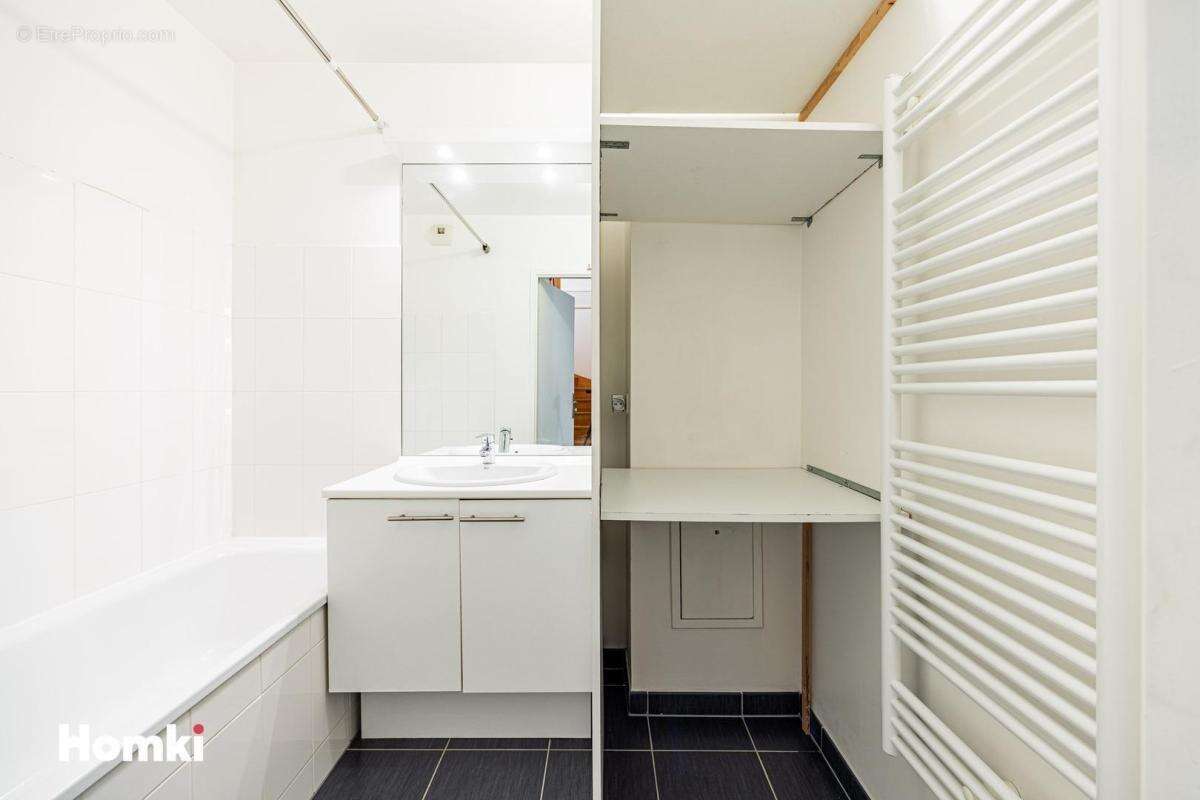 Appartement à NANTERRE