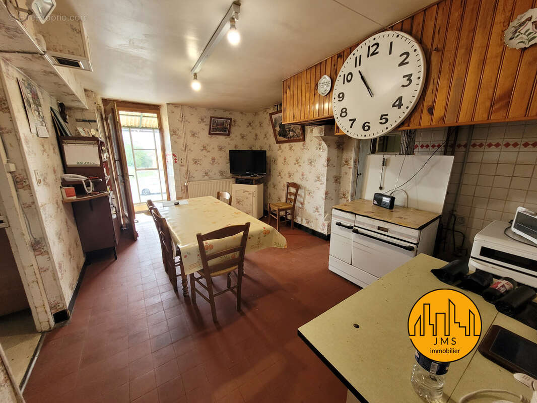 Maison à SAINT-SORNIN