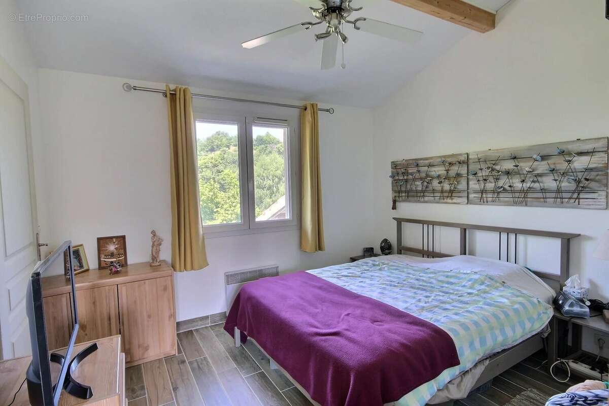 Maison à SAINT-LATTIER