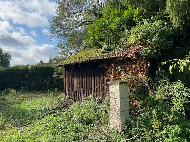 Dordogne maison de bourg en pierre avec terrain - photo 18