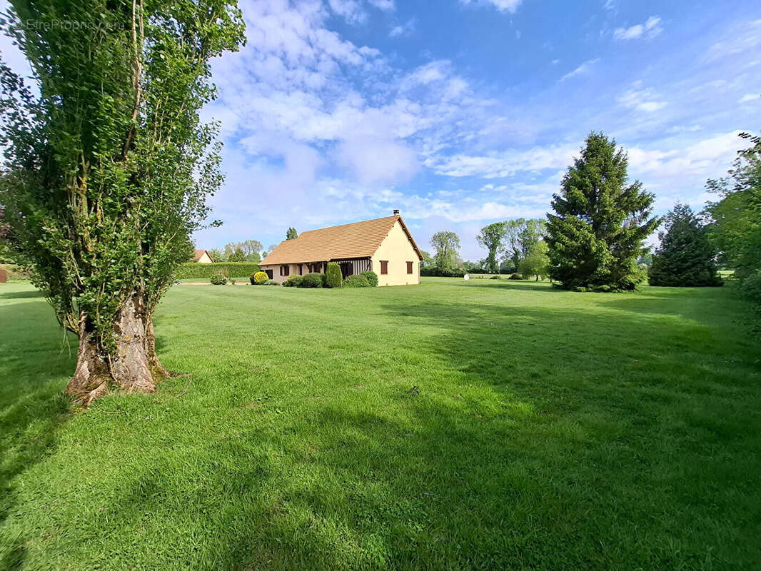 Maison à MOYAUX