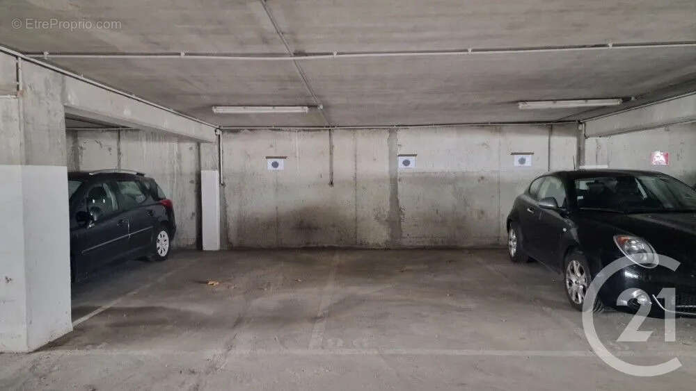 Parking à LYON-3E