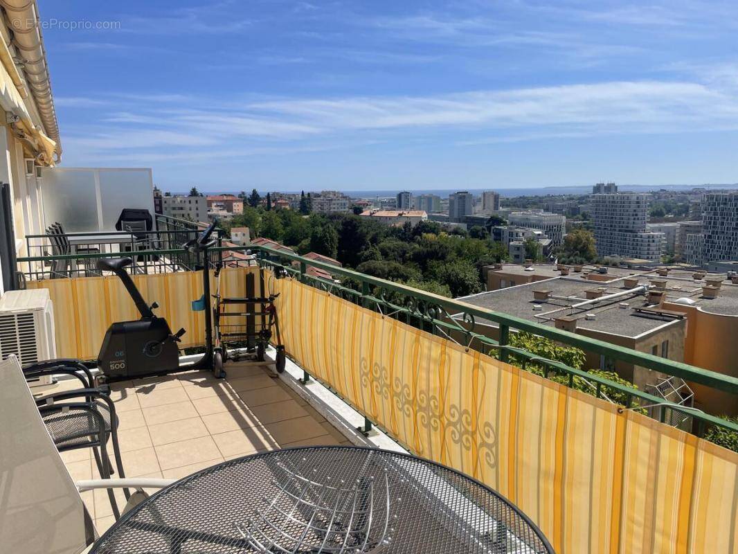 Appartement à NICE