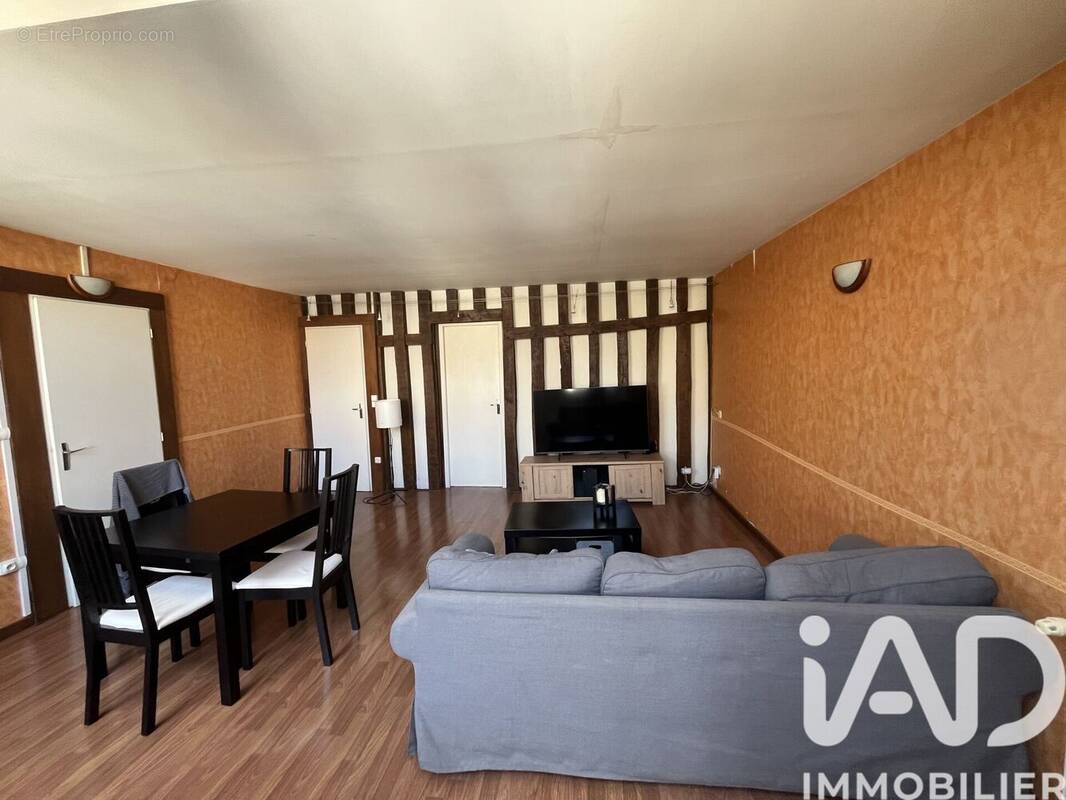 Photo 1 - Appartement à JOINVILLE