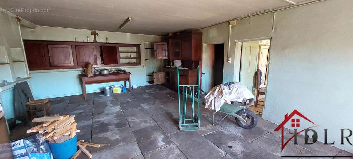 Ancienne ferme à renover avec étang,3 hectares de terrain - photo 16