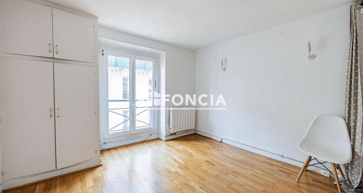 Appartement à PARIS-11E