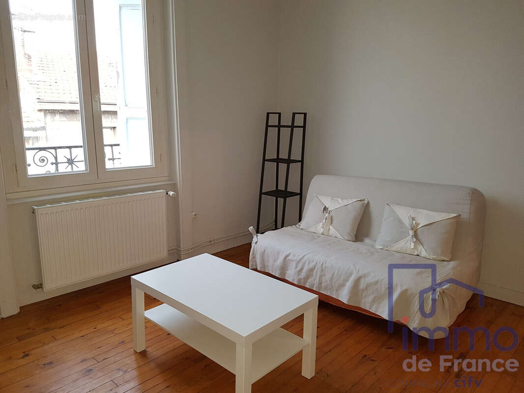 Appartement à SAINT-ETIENNE