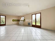 Maison à DOUE-LA-FONTAINE