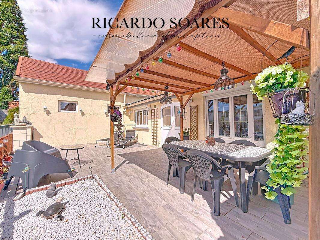 Maison à PONT-SAINTE-MAXENCE