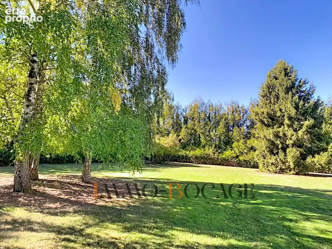 Vastes maison et dépendance sur 9000 m2 de terrain ! - photo 26