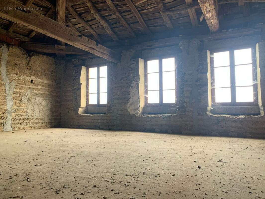 Maison à MONTRIGAUD