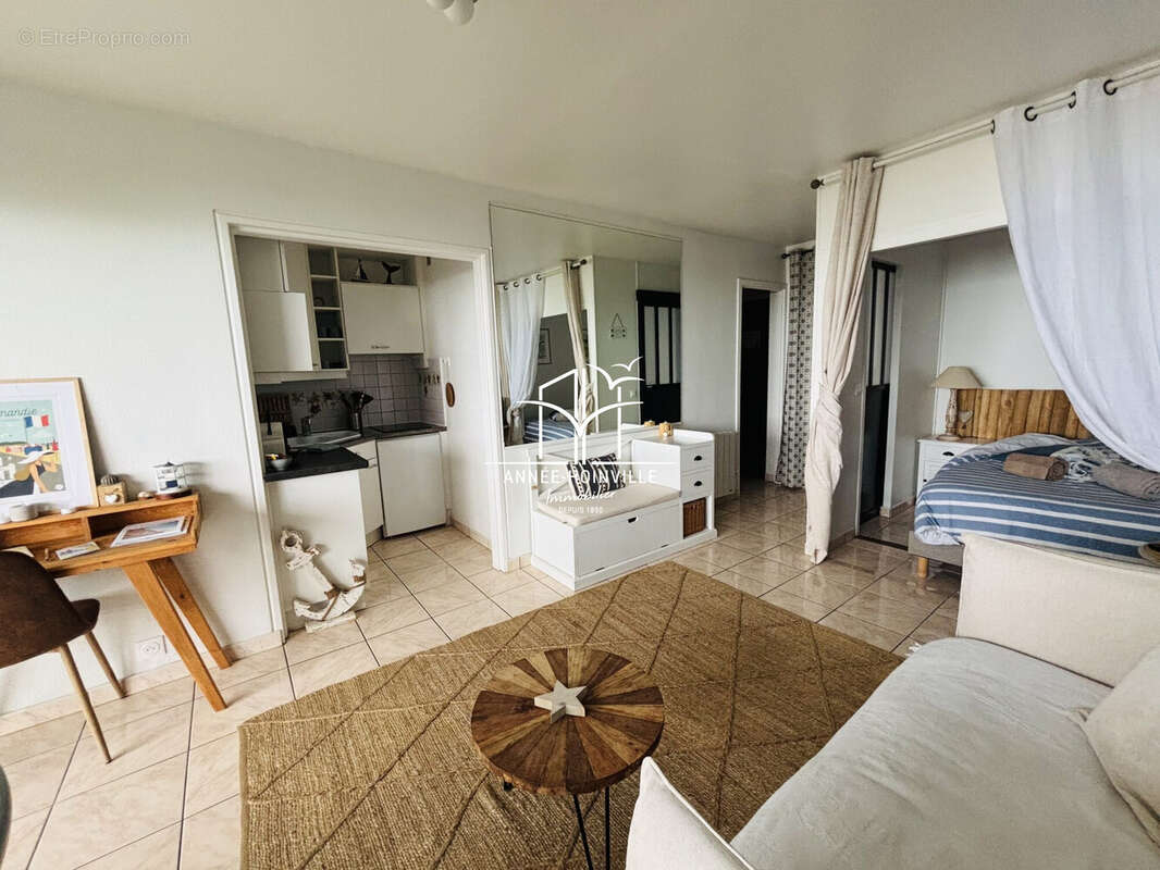 Appartement à TROUVILLE-SUR-MER