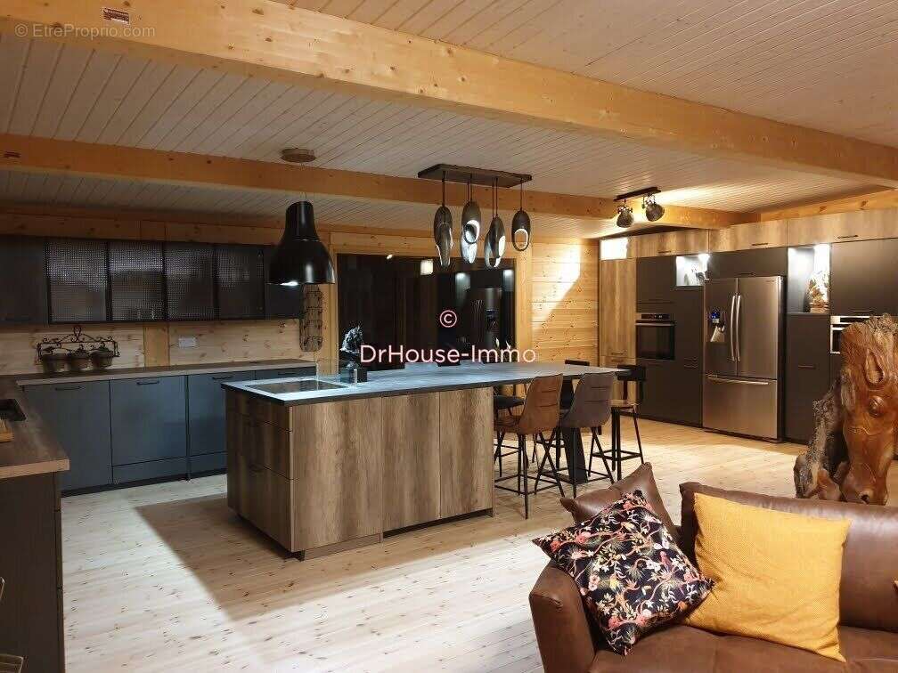 Maison à LA HAYE-D'ECTOT