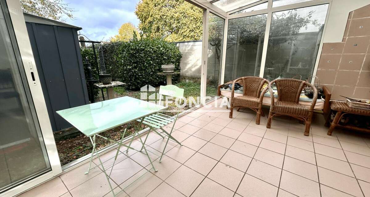 Maison à VOUNEUIL-SOUS-BIARD