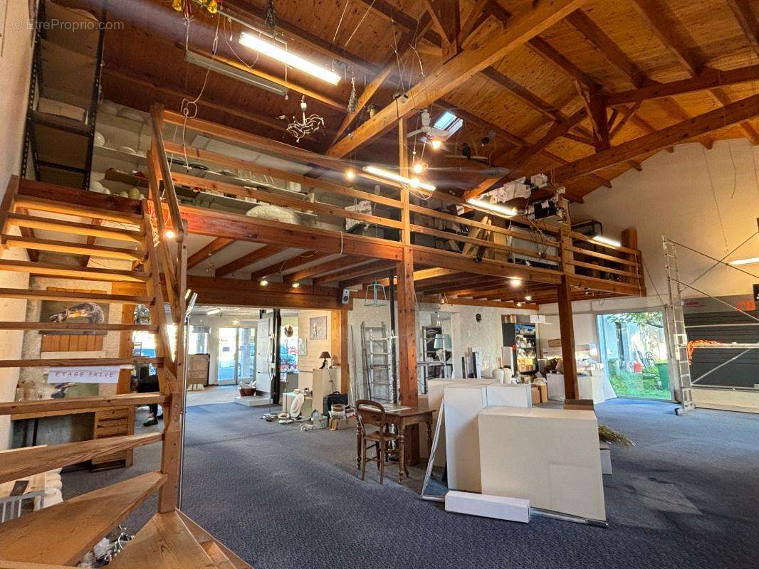 Commerce à SAINT-PIERRE-D&#039;OLERON