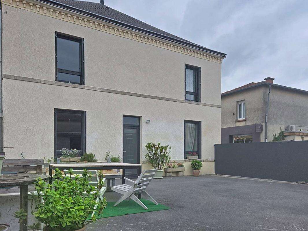 Maison à MAIRY-SUR-MARNE
