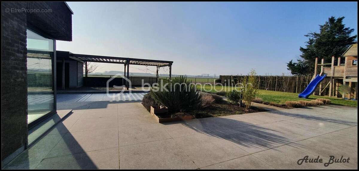 Maison à CAMPHIN-EN-PEVELE