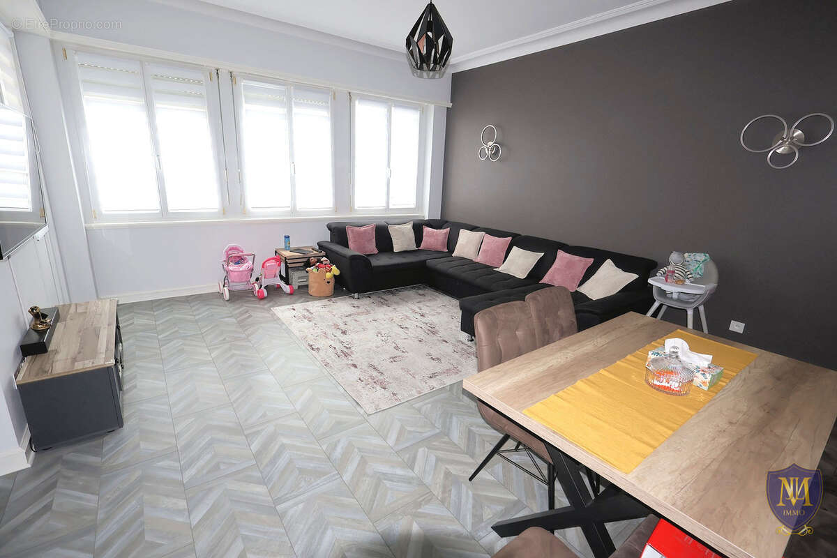 Saint-louis au calme proche frontière charmant 5/6 pièces de 120 m2 avec balcon - photo 3