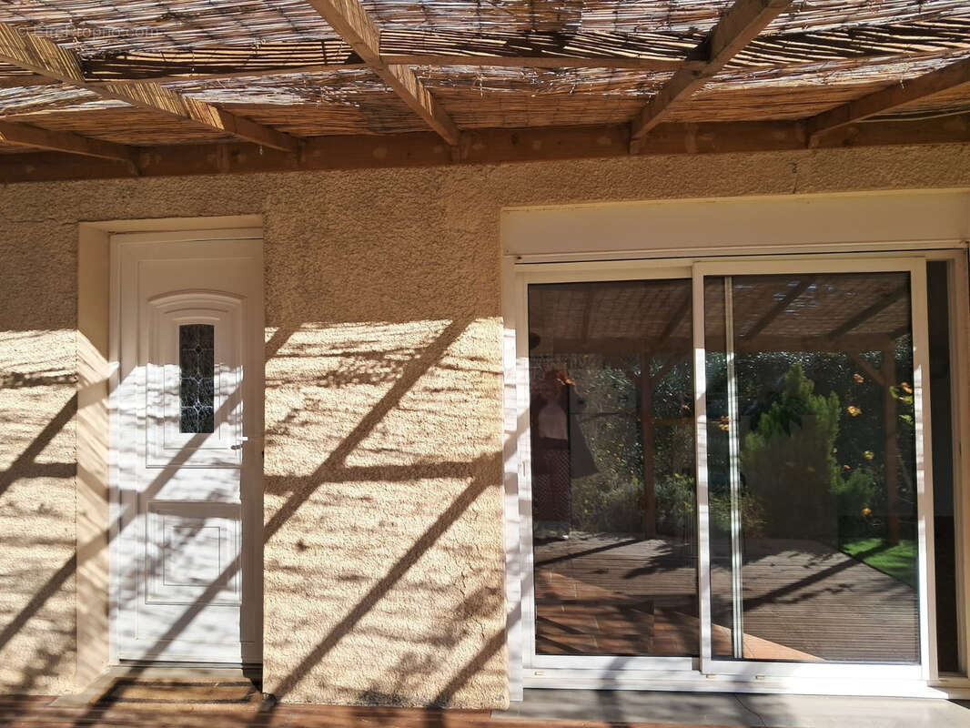 Maison à ESPONDEILHAN