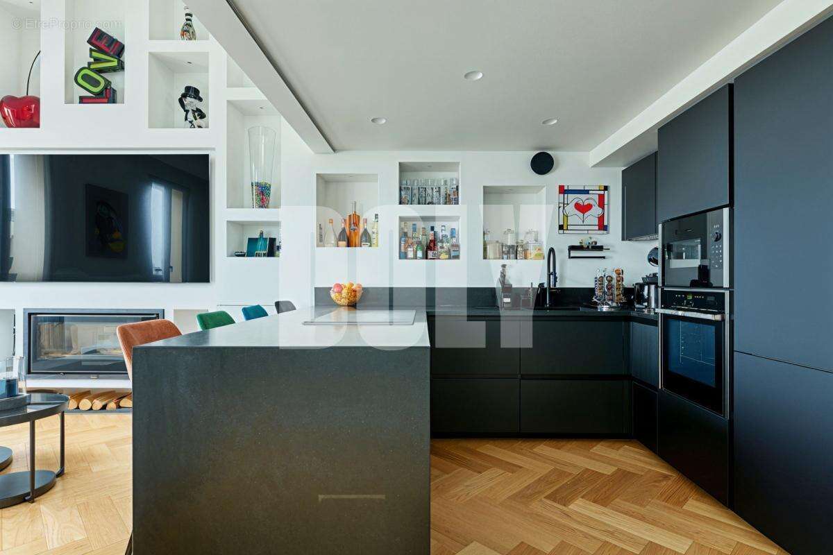 Appartement à PARIS-12E