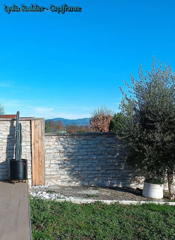 Maison à LUZILLAT