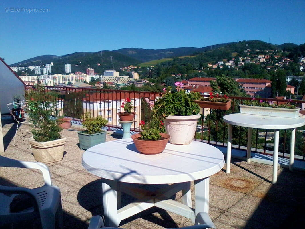 Autre à SAINT-ETIENNE