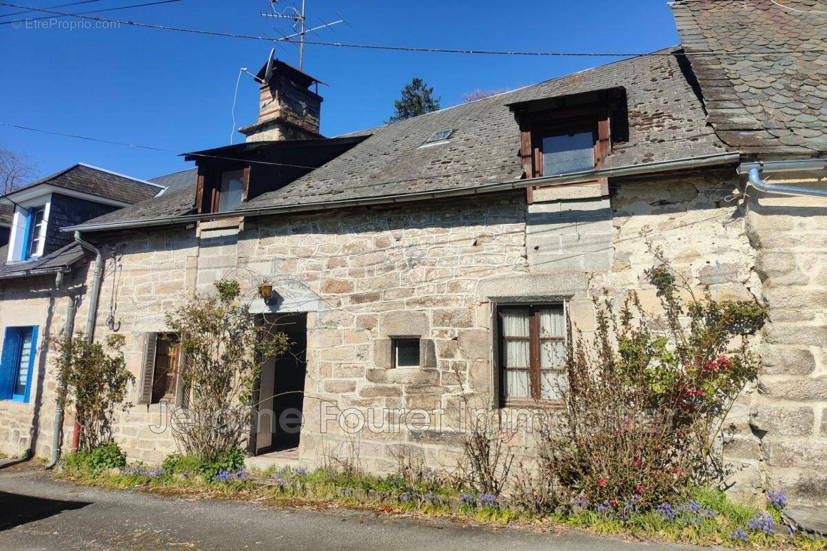 Maison à SOUDEILLES