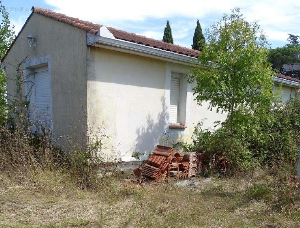 Maison à LA SALVETAT-SAINT-GILLES