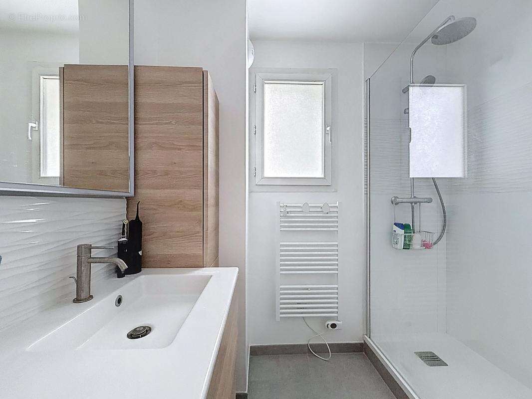 Appartement à MONTIGNY-LE-BRETONNEUX