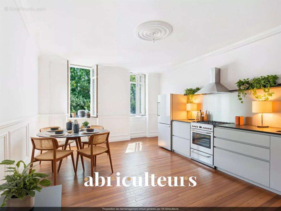 Appartement à BORDEAUX