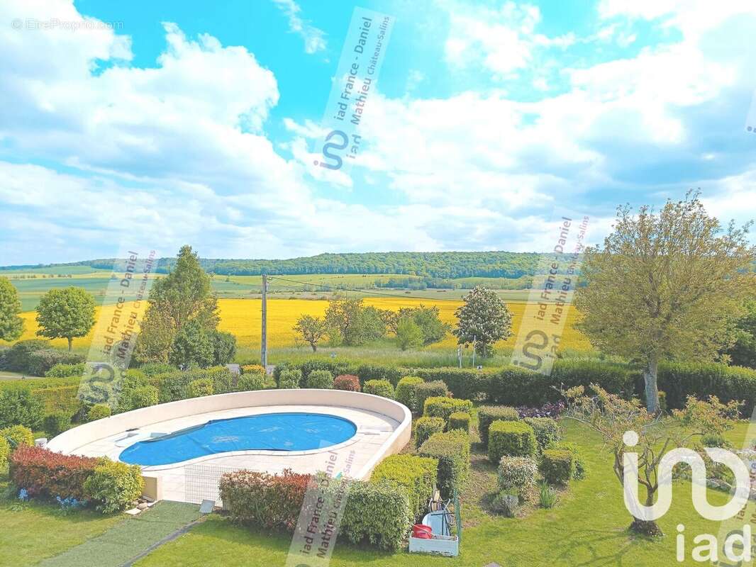 Maison 155 m² à Chambrey  - photo 6