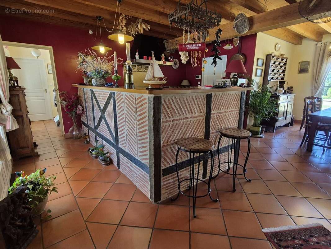 Maison 151 m² à Lauzun  - photo 3