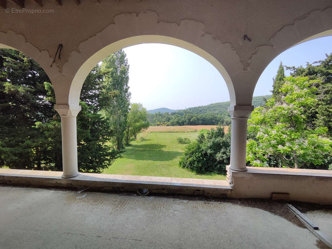 Maison à PONT-DE-BARRET