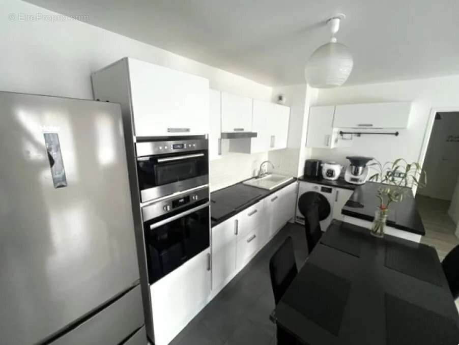 Appartement à VITRY-SUR-SEINE